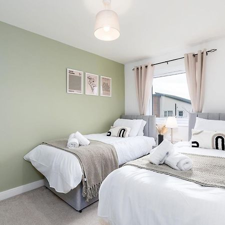 6 Guests - 3 Bedrooms - Free Wi-Fi - Manchester Ngoại thất bức ảnh