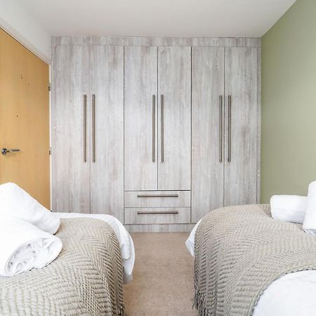 6 Guests - 3 Bedrooms - Free Wi-Fi - Manchester Ngoại thất bức ảnh