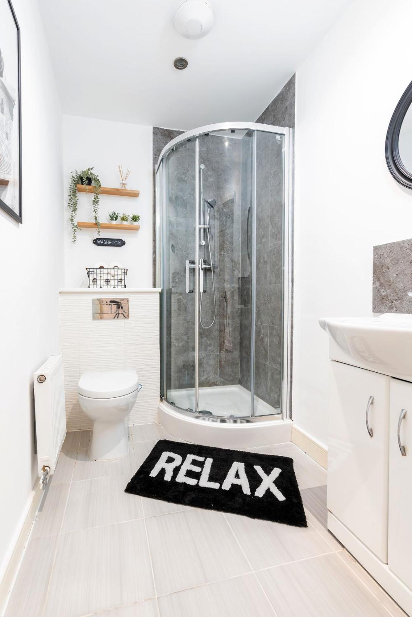 6 Guests - 3 Bedrooms - Free Wi-Fi - Manchester Ngoại thất bức ảnh