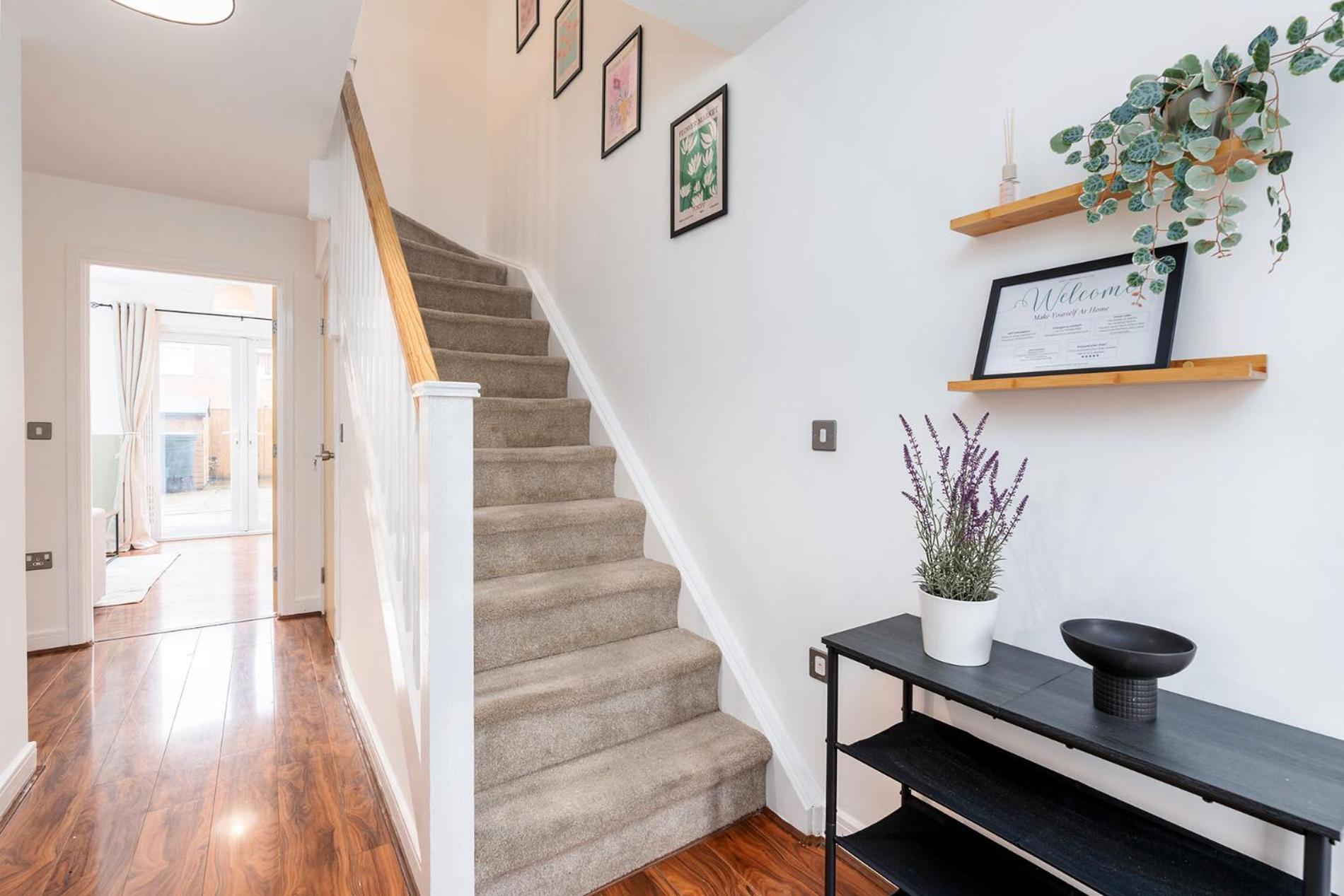 6 Guests - 3 Bedrooms - Free Wi-Fi - Manchester Ngoại thất bức ảnh